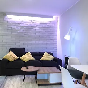 https://apartament-baltycka-17b.kolobrzeghotels.com